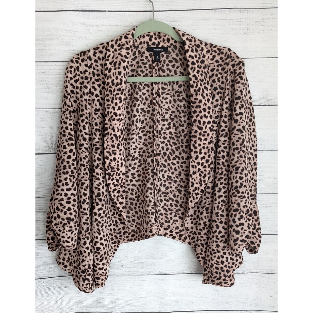 Torrid Leopard Print Crepe Open Front Blazer. Plus Size 0x.